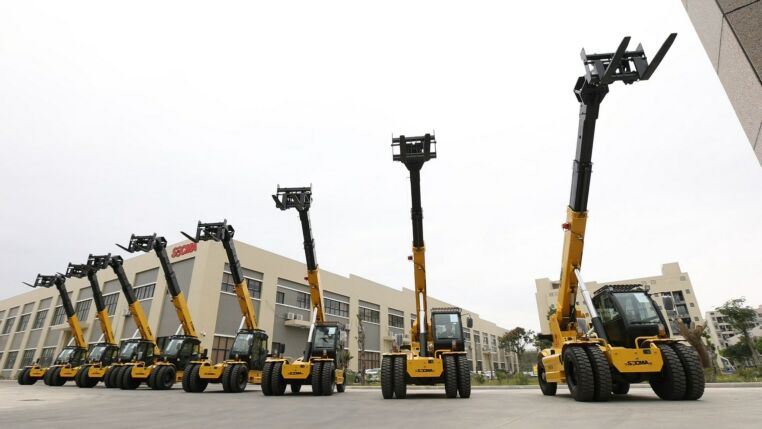 telescopic handler