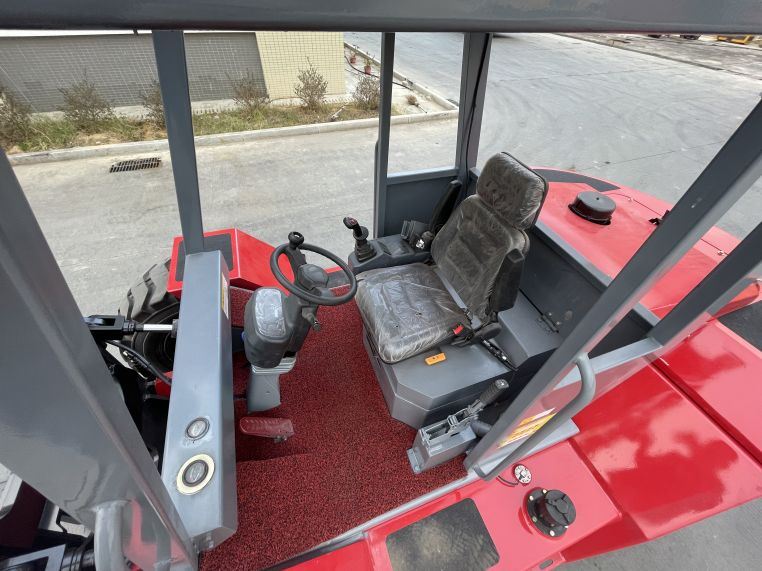 forklift truck