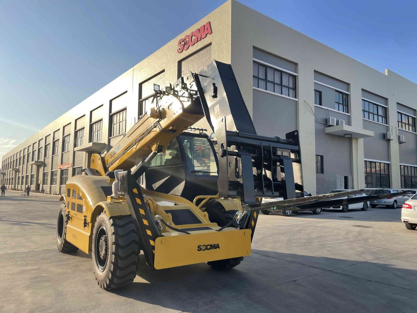 5ton 9.6M telehandler (2)