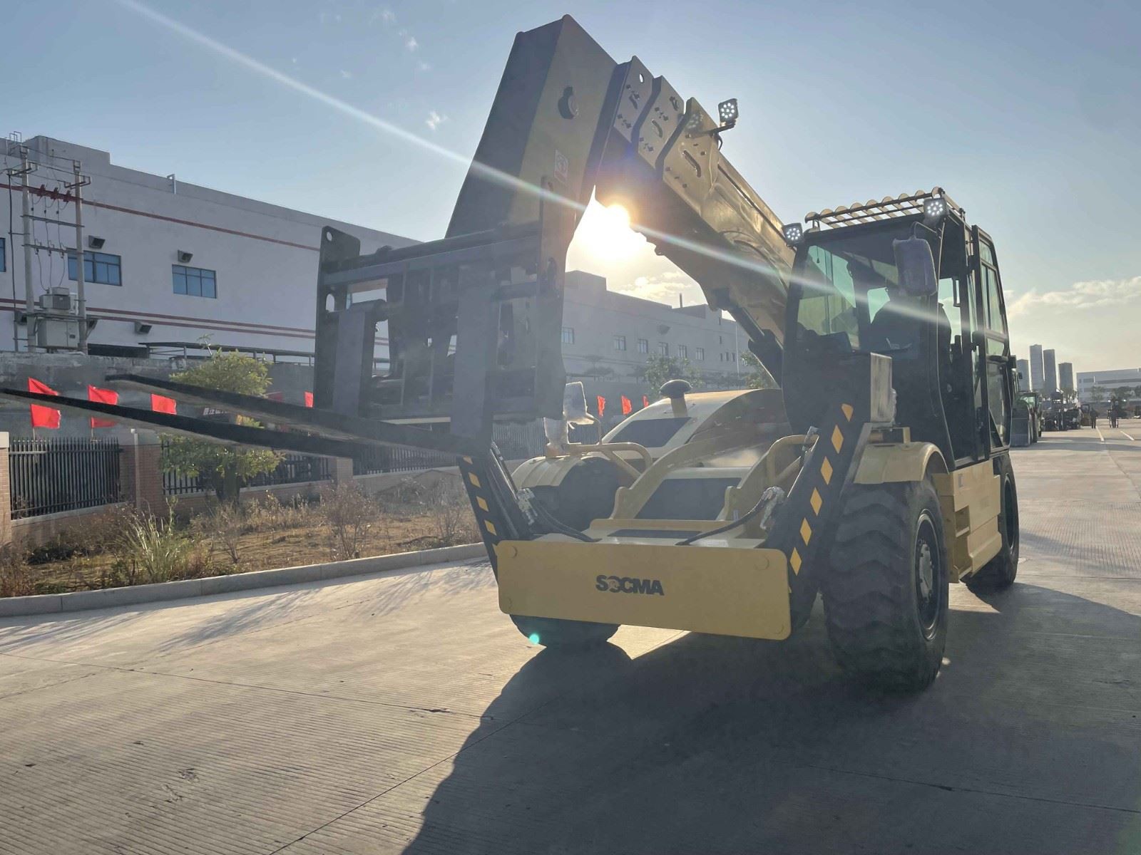 5ton 9.6M telehandler (3)