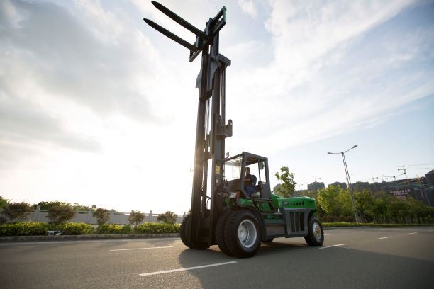 16-тонный дизельный тяжелый вилочный погрузчик, цвет зеленый