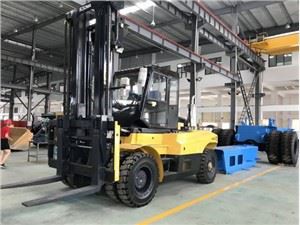 12-тонный дизельный тяжелый вилочный погрузчик, цвет желтый