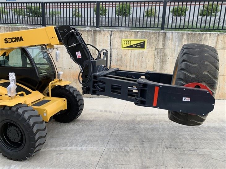 tire handlers03
