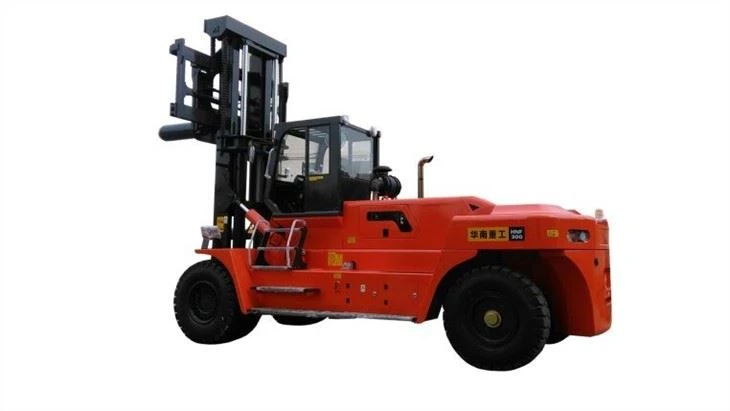 30 Ton Diesel Heavy Forklift With Attachment Handling Equipment