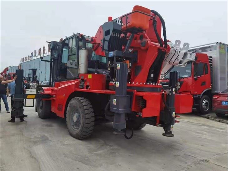 crane forklift (2)