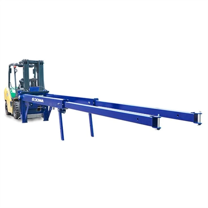 FORKLIFT WITH CONTAINER BUNDLE SLAB LOADER